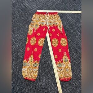 Earthbound Trading Co. Red Casual Pants Large
